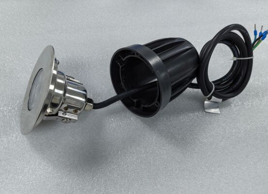 IK10 تصنيف مصابيح السباحة الغائمة 3W LED مضادة للماء حلول الإضاءة تحت الماء للمسبحات البرك وميزات المياه