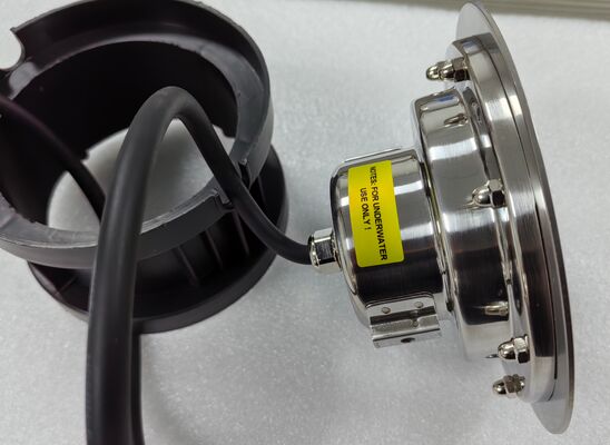 أضواء LED لتغيير لون RGB لحمامات السباحة مقاومة للماء IP68 بزاوية شعاع 60 درجة لحلول الإضاءة تحت الماء