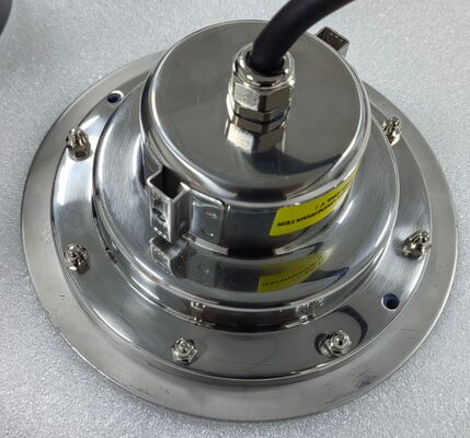 100lmw إضاءة حمام سباحة LED خيارات ألوان RGB أضواء مقاومة للماء مناسبة لكل من إعدادات حمامات السباحة الداخلية والخارجية