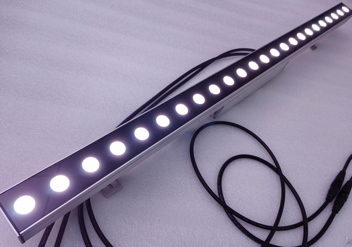 20 درجة في 60 درجة أضواء غاسلة الجدران الخارجية سبائك الألومنيوم مناسبة للإضاءة الخارجية للمباني التجارية