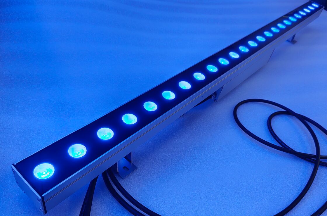 أضواء غاسلة الجدران LED بزاوية 20 درجة × 60 درجة مزودة بوضع التحكم في التشغيل والإيقاف أو DMX512 ودرجة حرارة اللون قابلة للتعديل من 2700 كلفن إلى 6500 كلفن