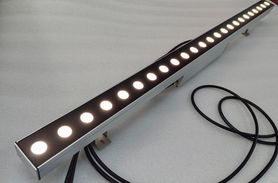 تشغيل الكهرباء أو إيقاف تشغيل DMX512 وضع التحكم مصابيح غسالة الحائط LED 18-48W طاقة مع 20 ° x 60 ° 30 ° 60 ° 90 ° زاوية مثالية لإضاءة الواجهة